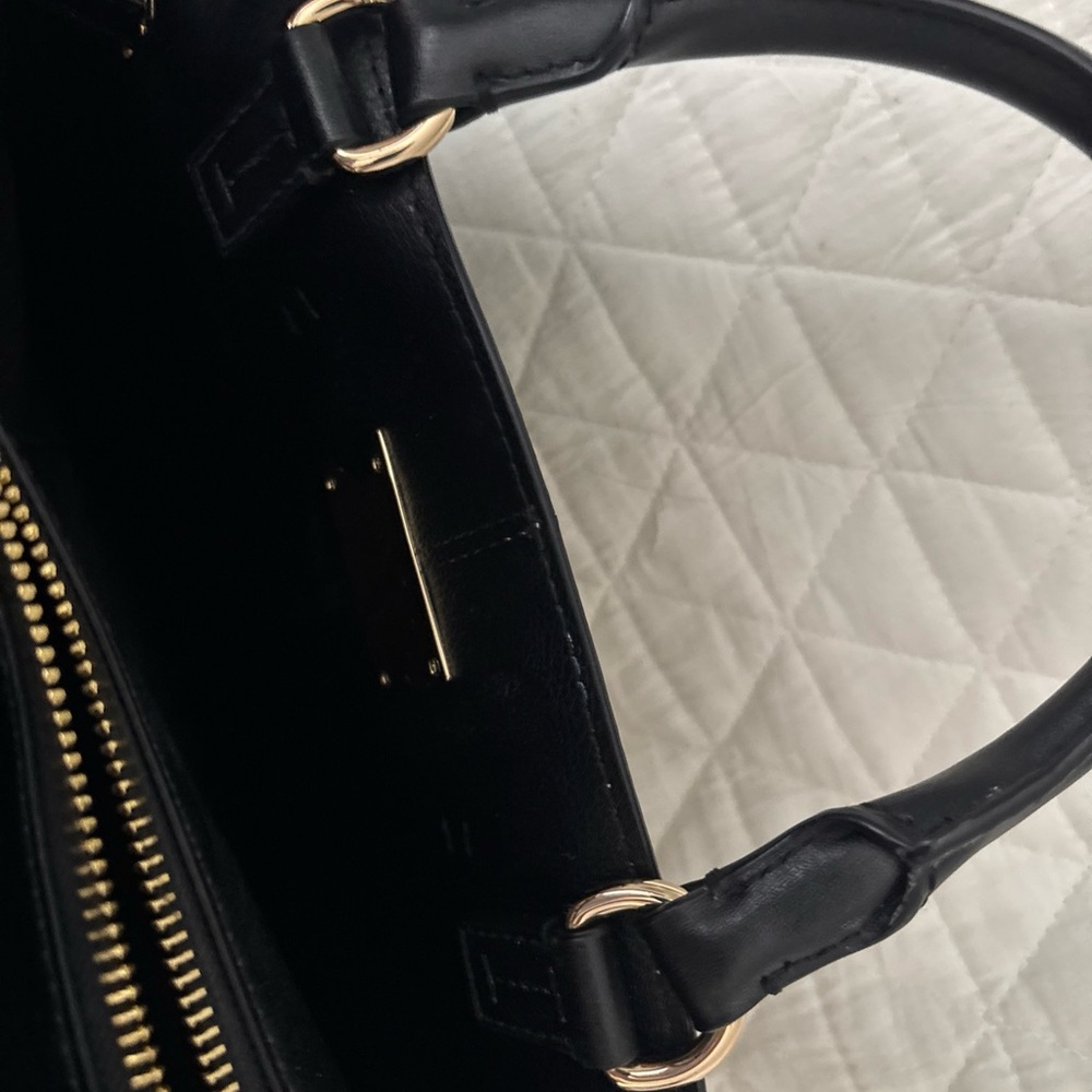 Michael Kors Reed TwoTone Large Bag Purse Black White(Vanilla) Gold Trim RARE - Picture 7 of 16